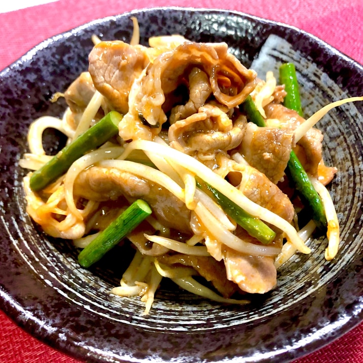 牛肉ともやし&ニンニクの芽で甘辛美味しいプルコギ